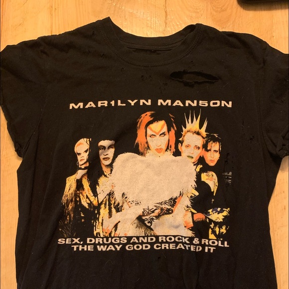 marilyn manson Tops - Distressed Marilyn Manson T Shirt
